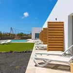 Lola Loft Lajares Irent Fuerteventura * La Oliva