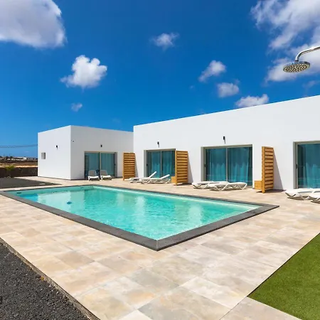 Lola Loft Lajares Irent Fuerteventura アパート ラ・オリーバ