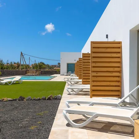 Lola Loft Lajares Irent Fuerteventura * ラ・オリーバ